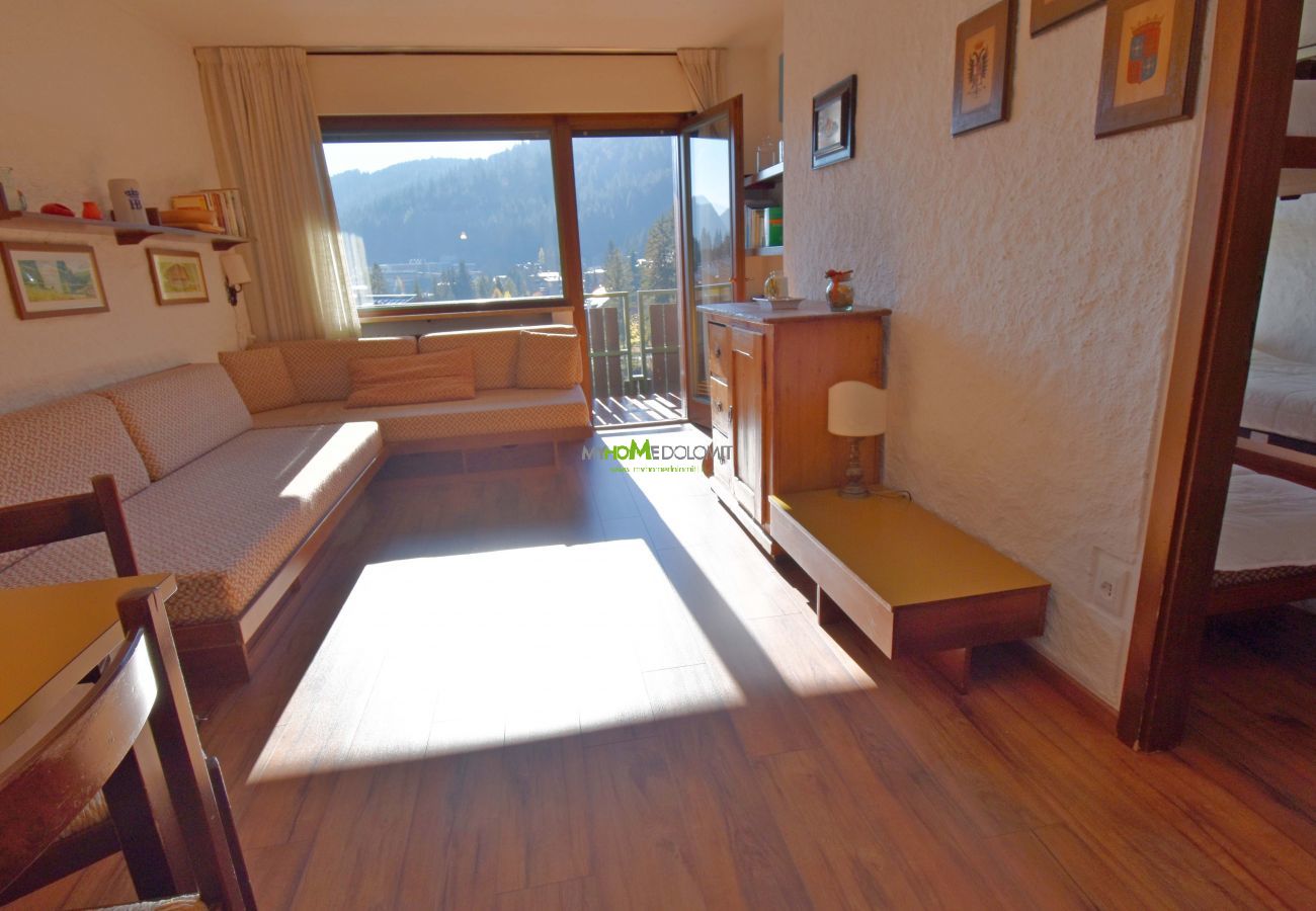 Nardis 205 holiday apartment in Campiglio living area Nardis 205 holiday apartment in Campiglio living area