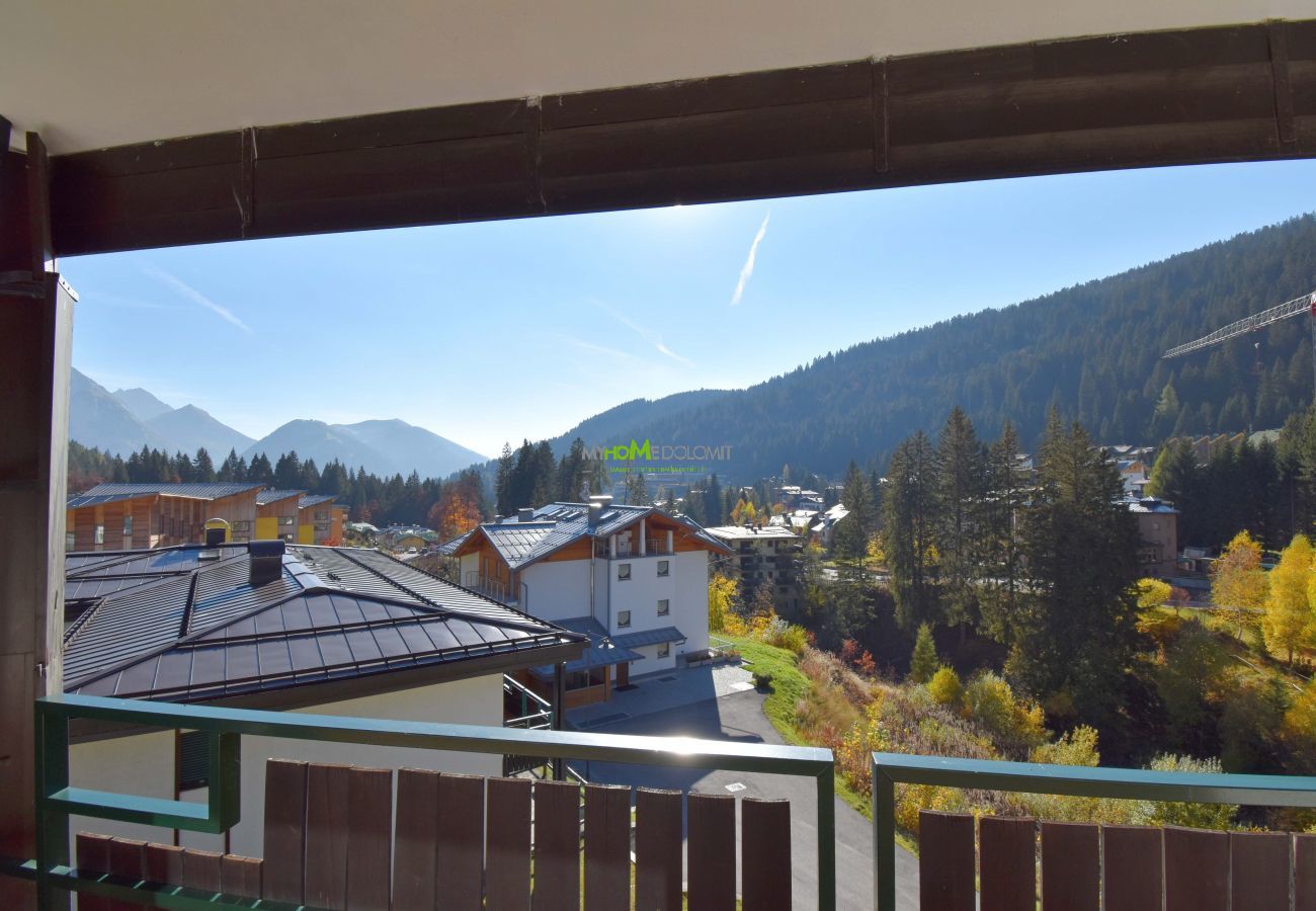 Nardis 205 holiday apartment in Campiglio - balcony Nardis 205 holiday apartment in Campiglio - balcony