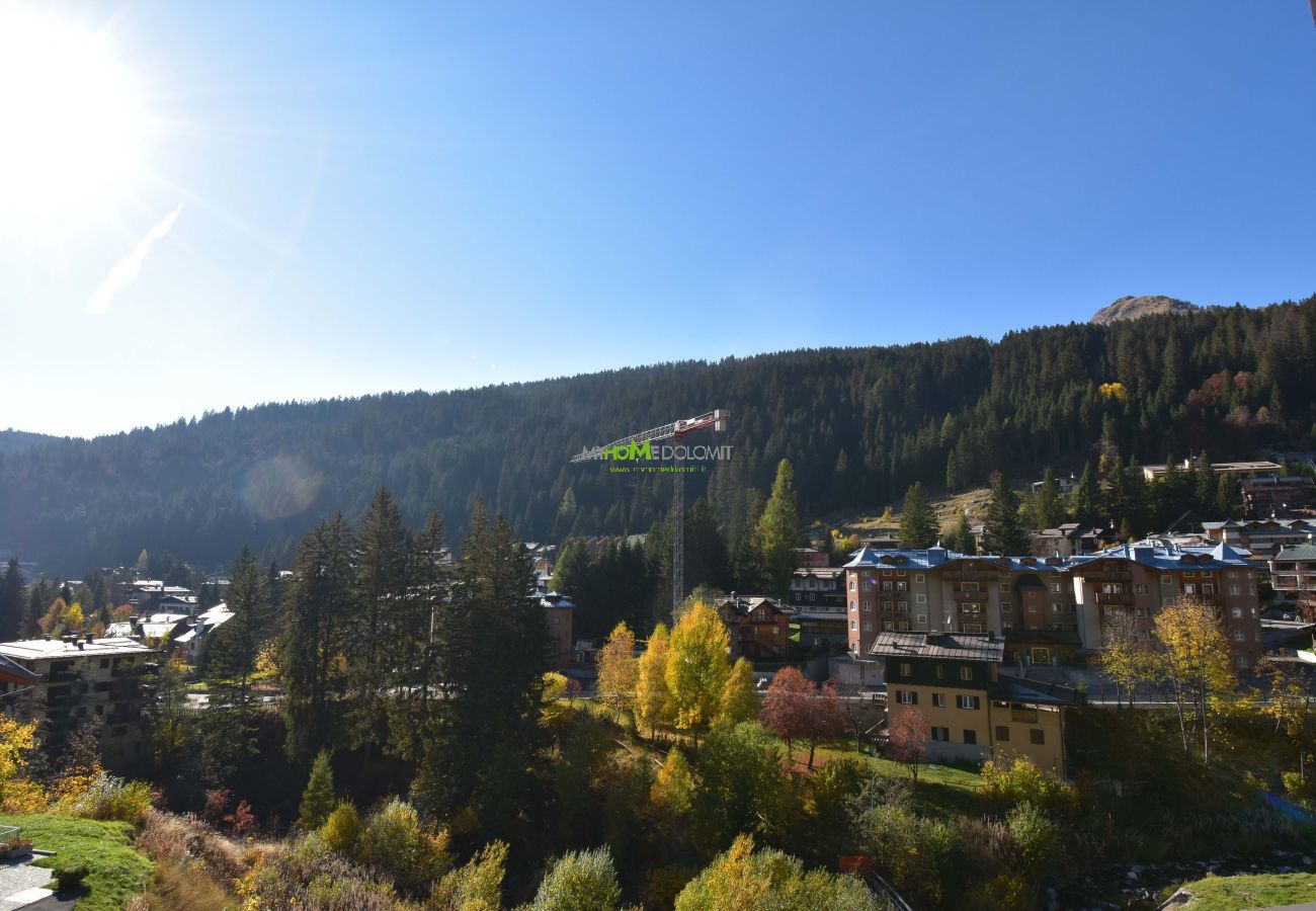 Nardis 205 apartment per vacanze a Campiglio - balcony Nardis 205 apartment per vacanze a Campiglio - balcony