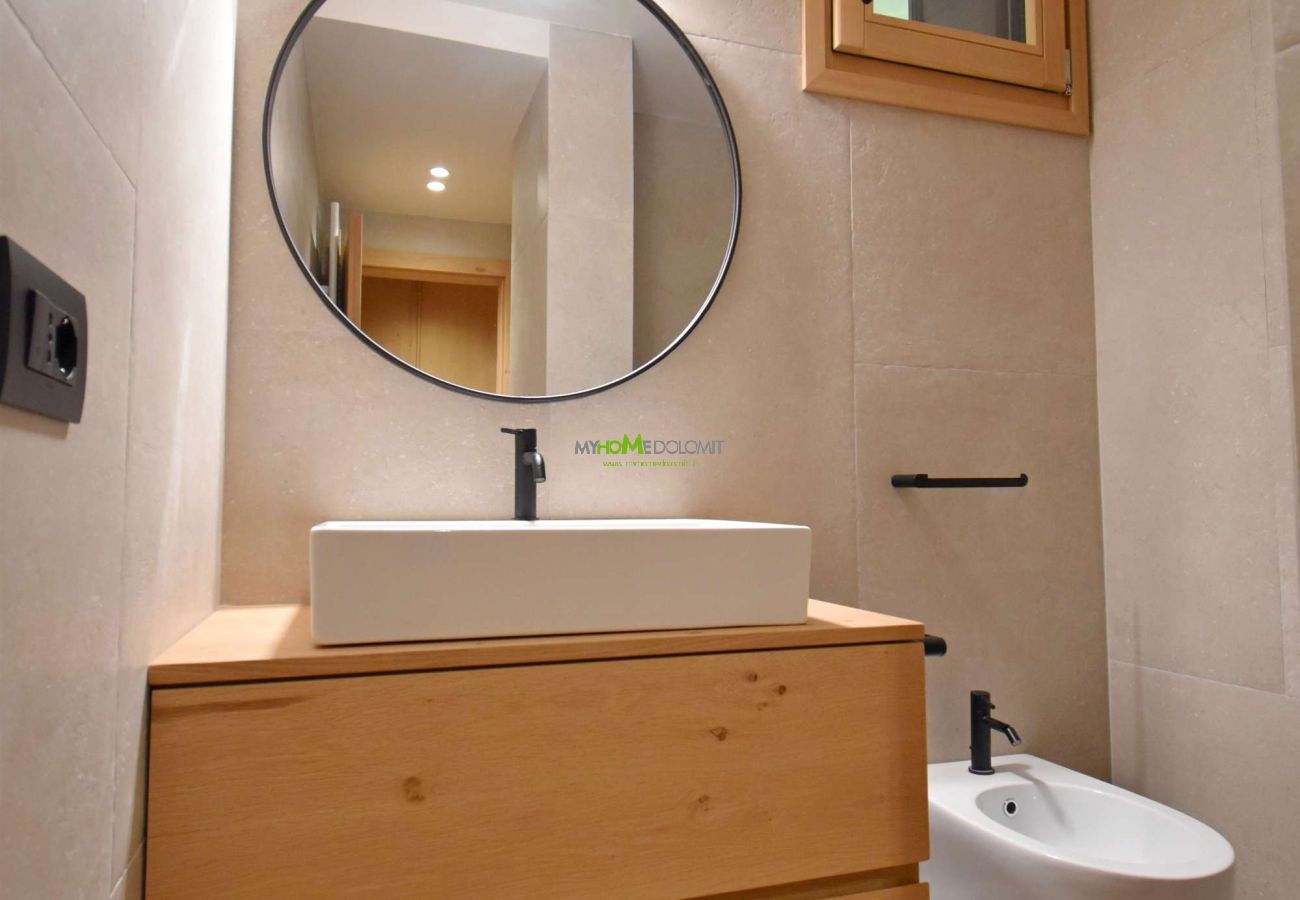 Apartment in Madonna di Campiglio - CACCIATORA Alpine Apartment MhD Apartment in Madonna di Campiglio - CACCIATORA Alpine Apartment MhD