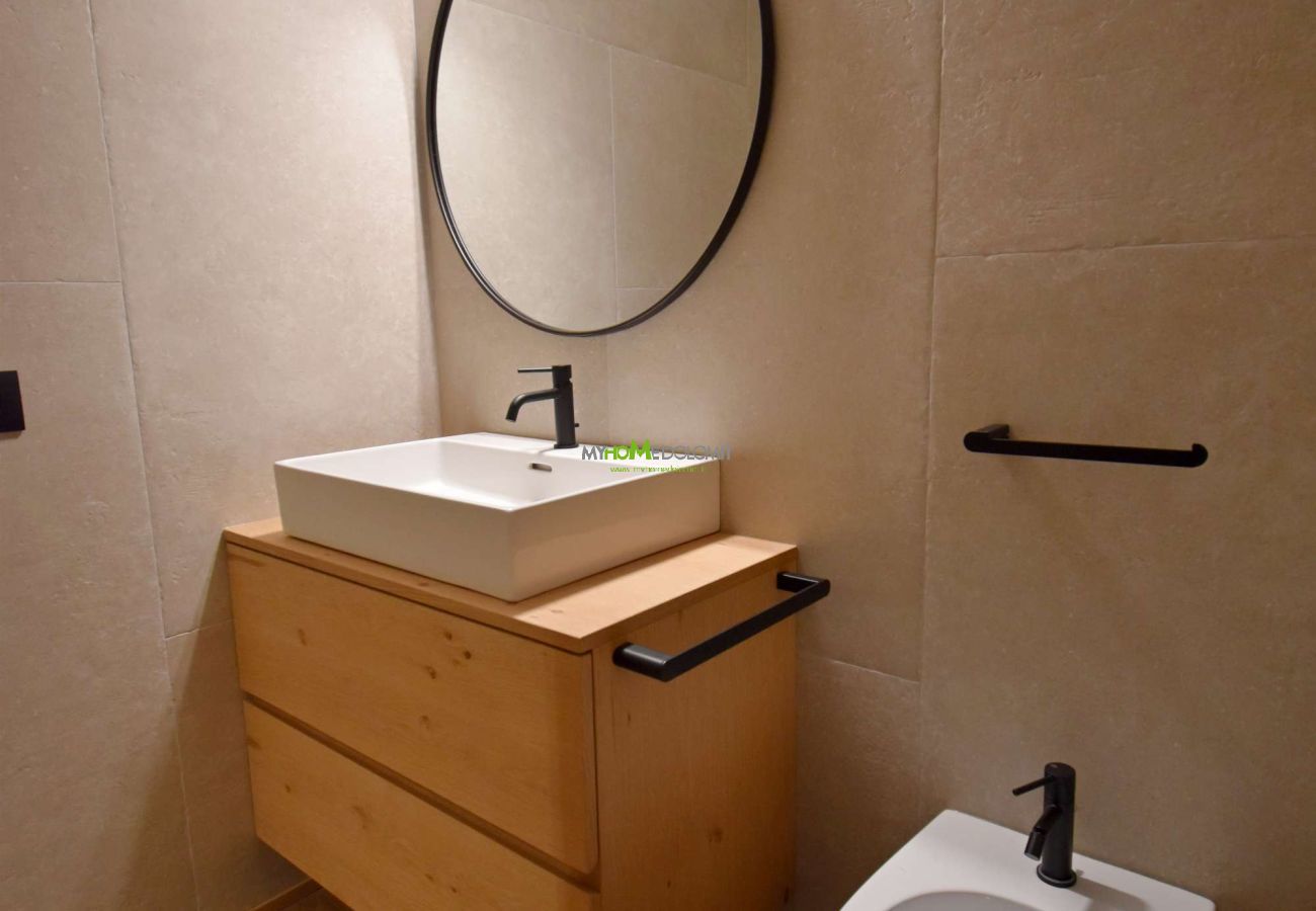 Apartment in Madonna di Campiglio - CACCIATORA Alpine Apartment MhD Apartment in Madonna di Campiglio - CACCIATORA Alpine Apartment MhD