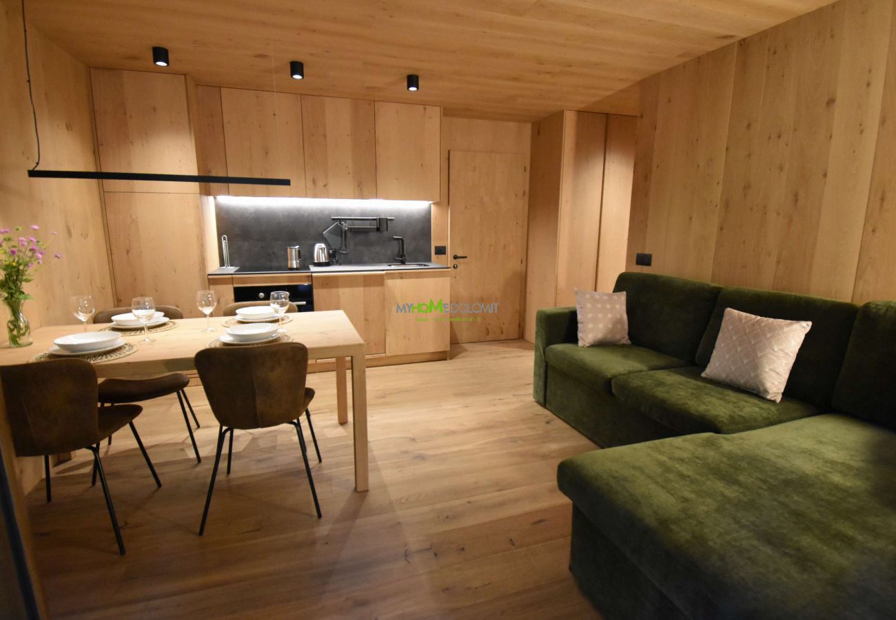 Apartment in Madonna di Campiglio - CACCIATORA Alpine Apartment MhD Apartment in Madonna di Campiglio - CACCIATORA Alpine Apartment MhD