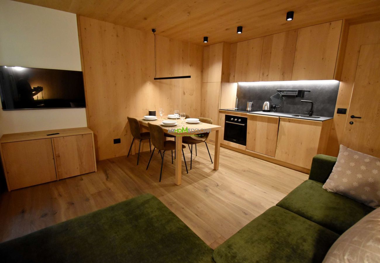 Apartment in Madonna di Campiglio - CACCIATORA Alpine Apartment MhD Apartment in Madonna di Campiglio - CACCIATORA Alpine Apartment MhD