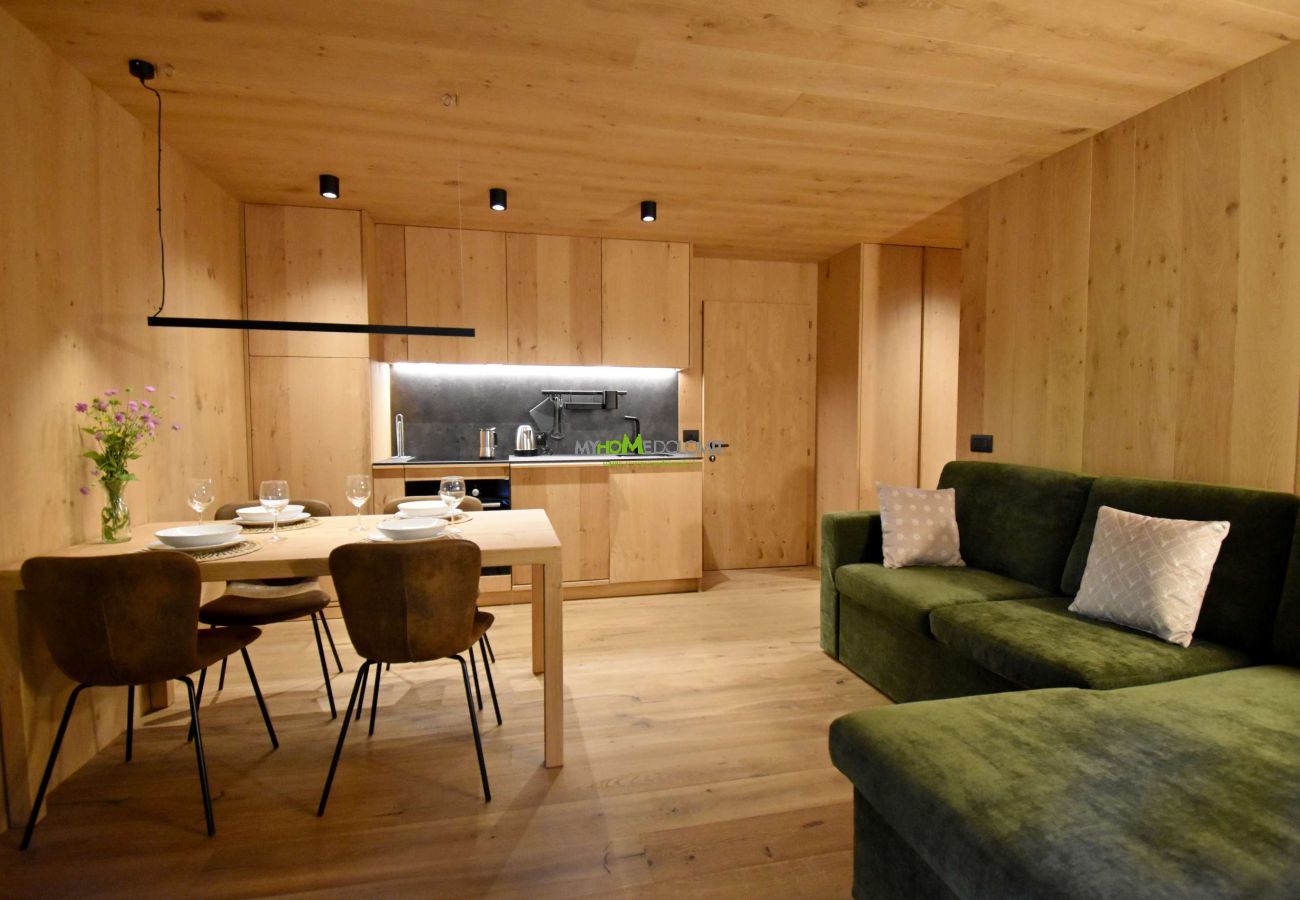 Apartment in Madonna di Campiglio - CACCIATORA Alpine Apartment MhD Apartment in Madonna di Campiglio - CACCIATORA Alpine Apartment MhD